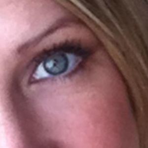 Meet your Posher, Carolyn