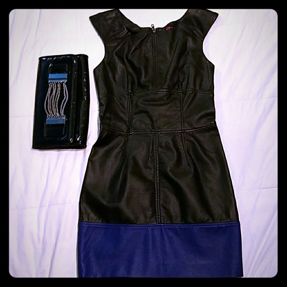 beautiful midi leather like block dress