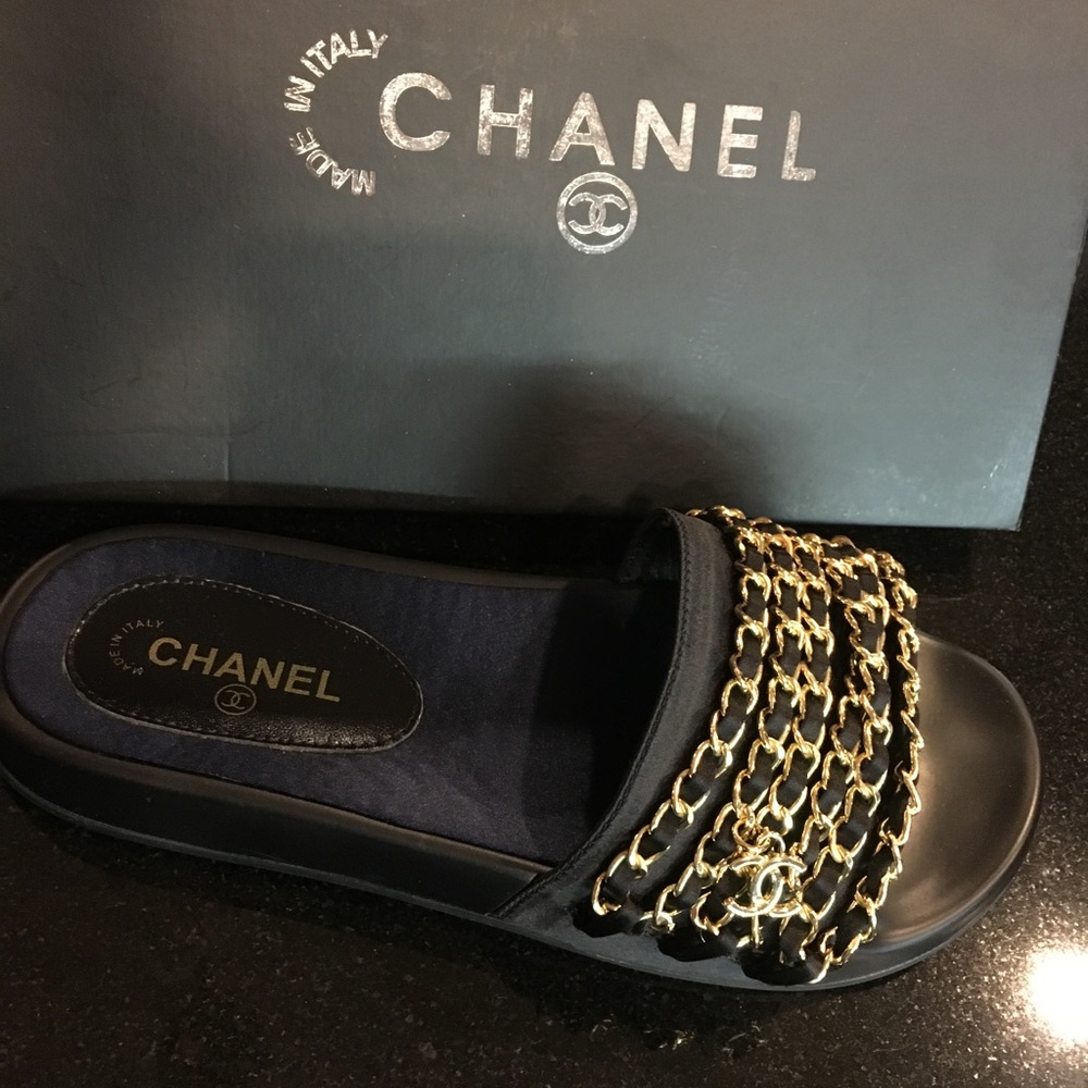 "Chanel" sandals