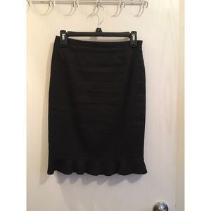 Elie Tahari black trumpet skirt