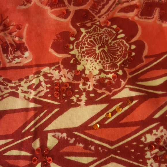 Forbidden Blouse - Picture 4 of 4