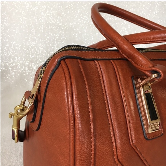 Brown satchel - Picture 3 of 7