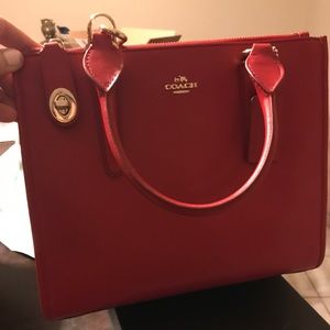 Coach Red CROSBY large size