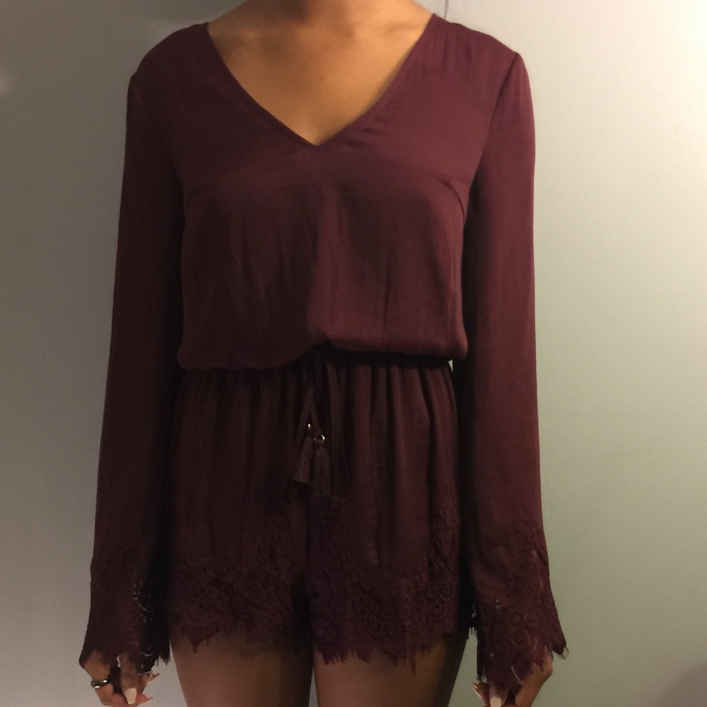 Kendall &Kylie Long sleeve romper with lace trim
