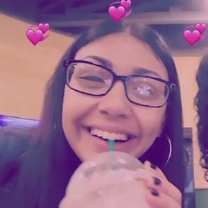 Meet your Posher, Adrianna