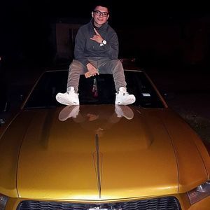 Meet your Posher, Andres