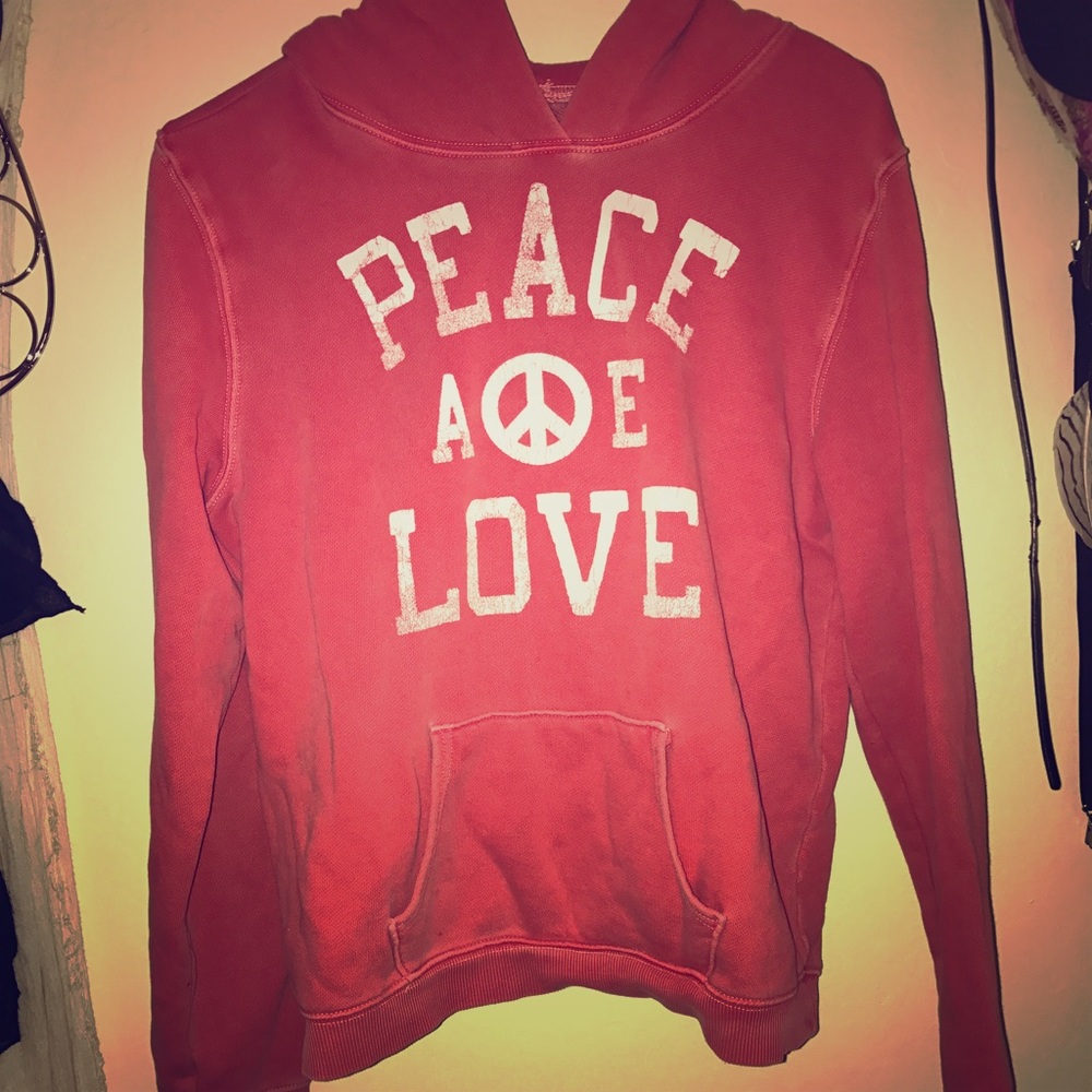 Peace & Love sweatshirt