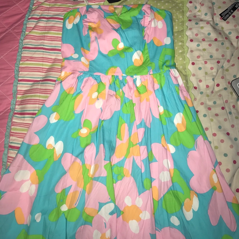 Lilly Pulitzer floral dress size 6