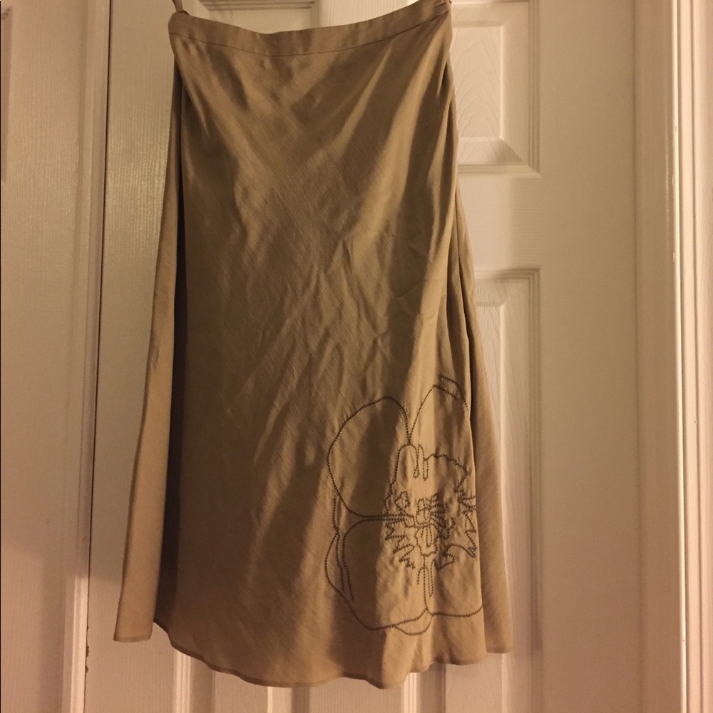 Banana Republic silk A-line skirt in size 0.