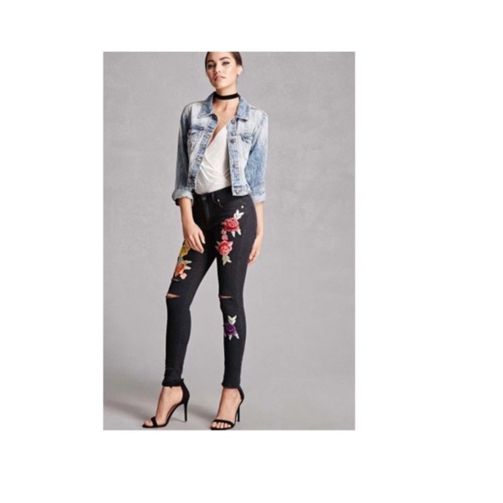 Black Floral Patched Jeans ✨BRAND NEW✨