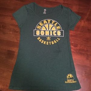 Women's Adidas Seattle Sonics Basketball Tee Shirt
