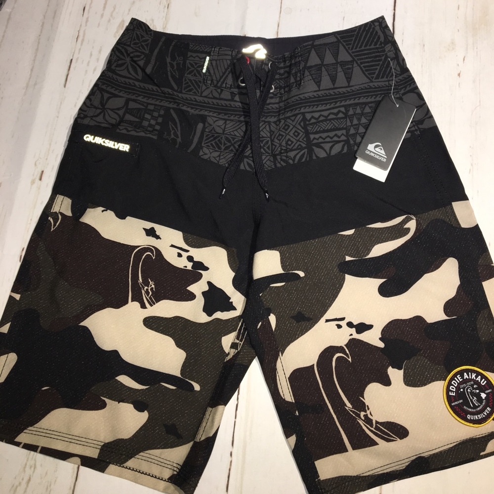 🆕Quiksilver Boys Sunset Eddie Boardshorts Black - Picture 3 of 5