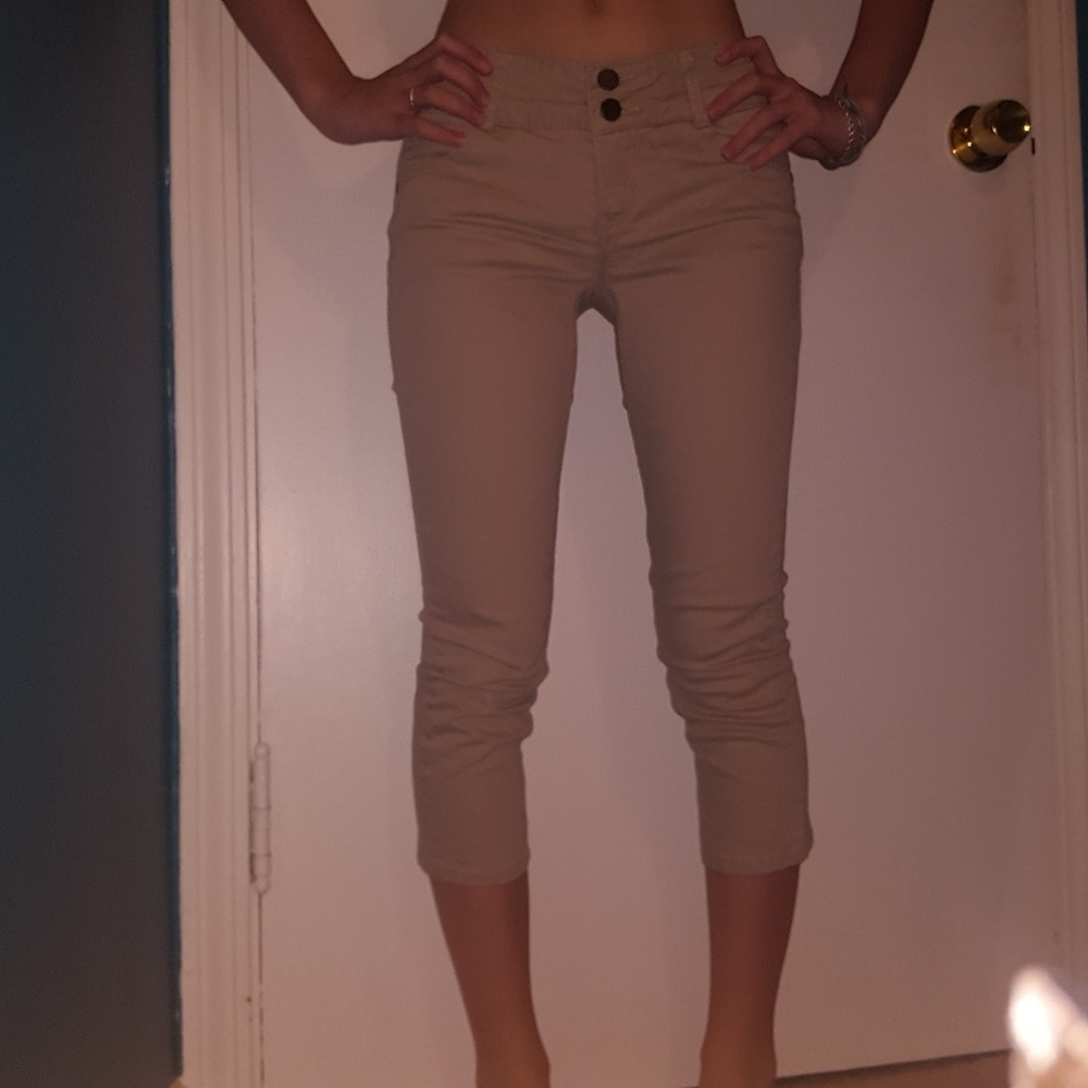 Kohl's Rewind Khaki Capris