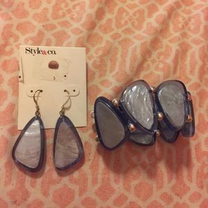 Earrings and bracelet set