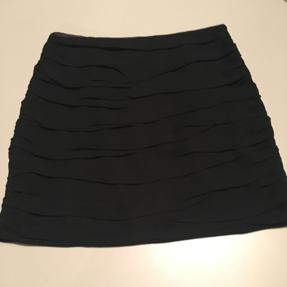 Aqua Size Small Black Skirt
