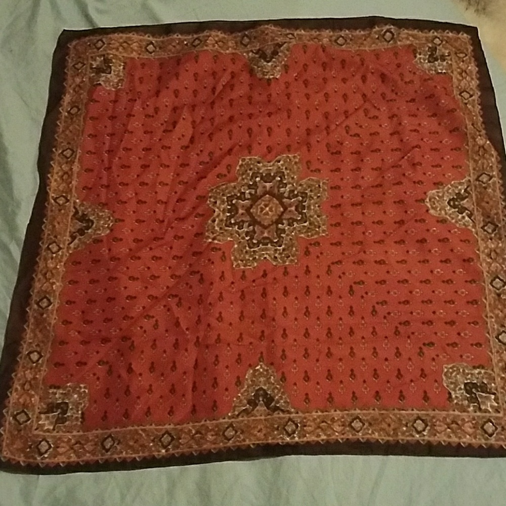 Square Scarf! ๐ - Picture 3 of 4