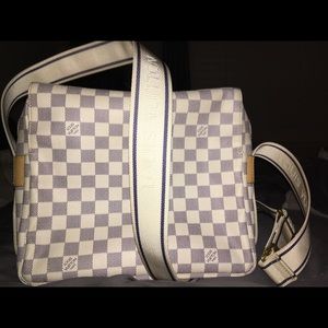 LV Cross-body MESSENGER HANDBAG