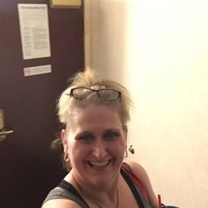 Meet your Posher, Cotina