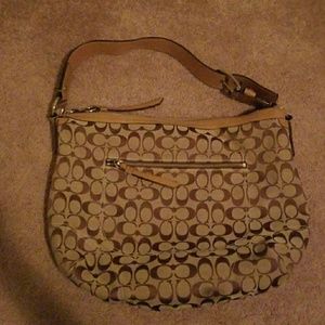 Beautiful gently used coach handbag