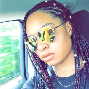 Meet your Posher, Deja