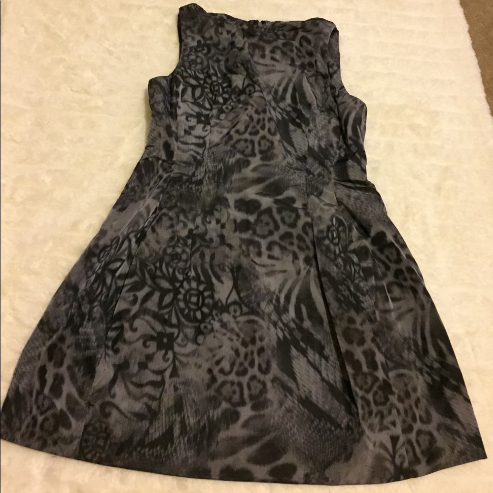Alexia Admor gray print dress