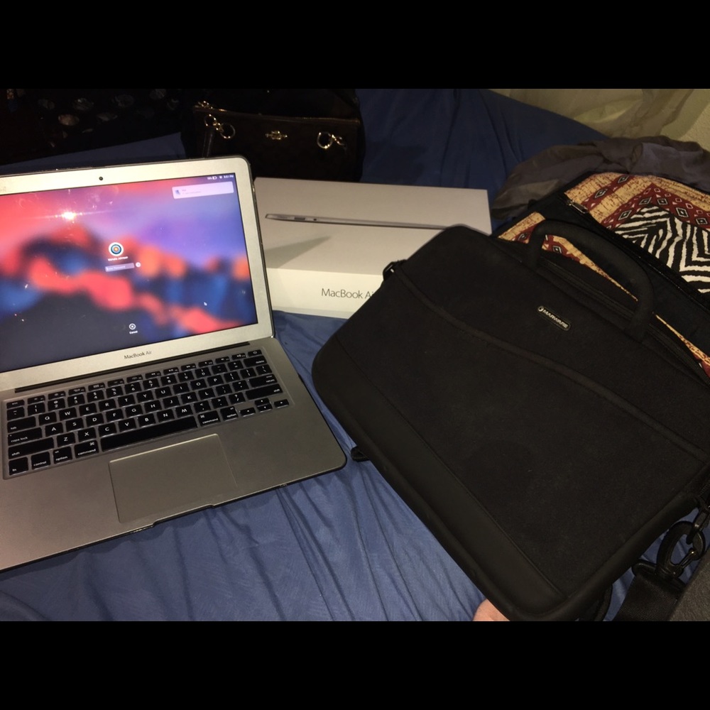 Late 2015 MacBook Air