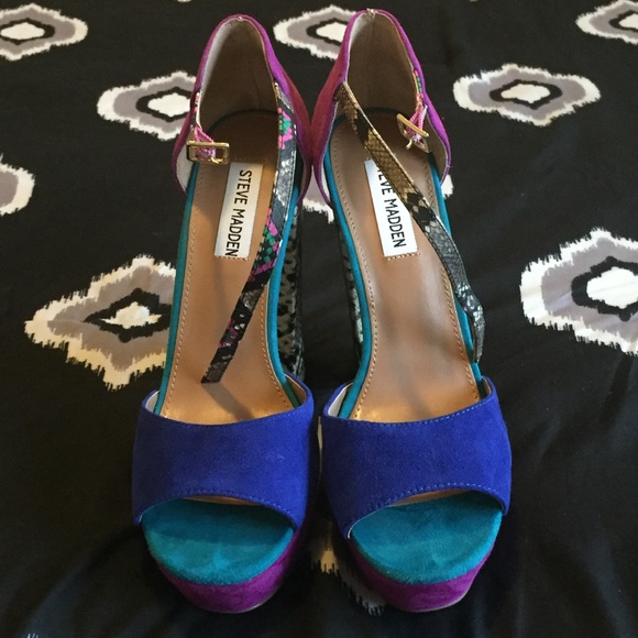 Steve Madden Myrra Platform Sandal - Picture 2 of 4