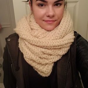 Another chunky scarf!!