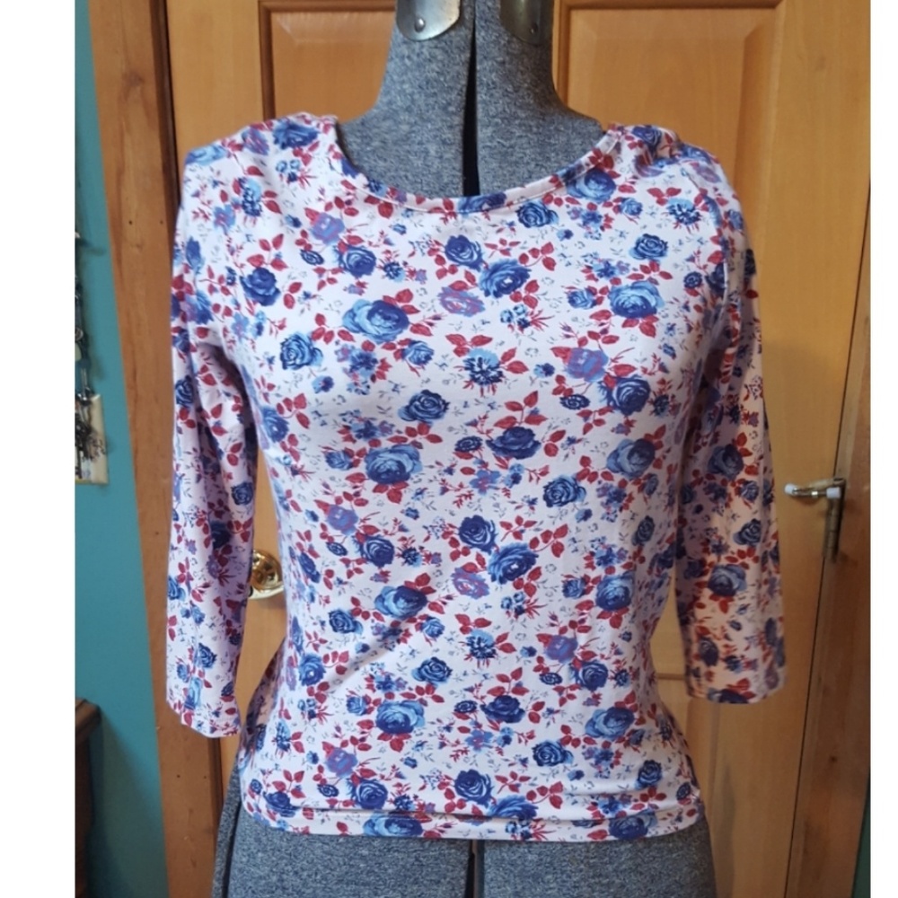 Forever21 Floral Crop Top 🌹