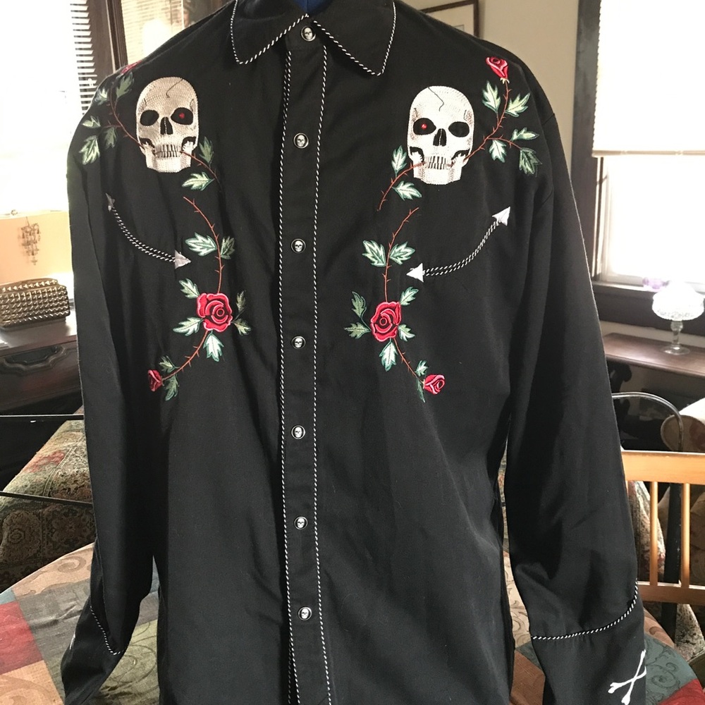 Men's Skully shirt