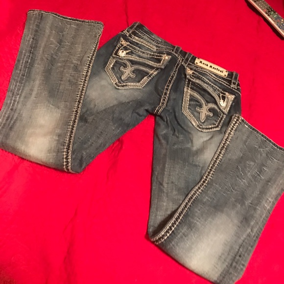 Traded - Picture 2 of 3