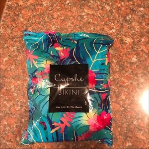 Women's bathing suit
