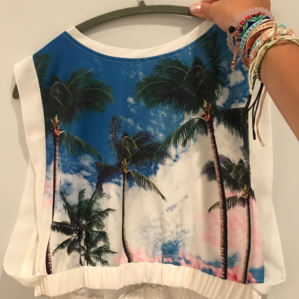 Trendy printed crop top
