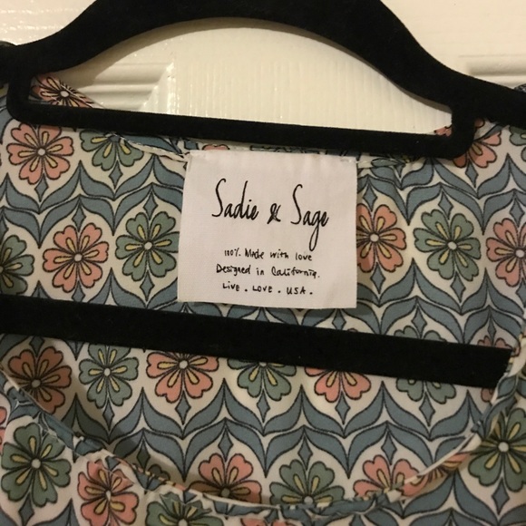 Sadie and Sage Floral Print Silk Top - Picture 2 of 3