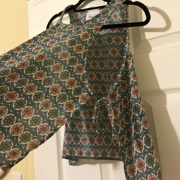 Sadie and Sage Floral Print Silk Top - Picture 3 of 3