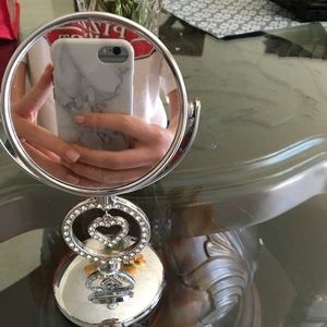 Mini makeup mirror