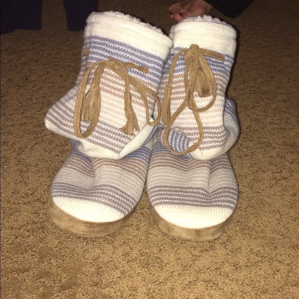 Slipper boots