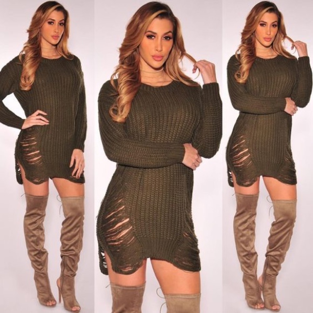 ๐CLEARANCE๐ Red Chunky Distressed Sweater Tunic - Picture 4 of 4