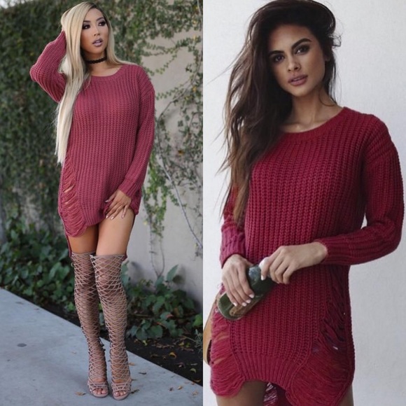 🎉CLEARANCE🎉 Red Chunky Distressed Sweater Tunic - Picture 3 of 4