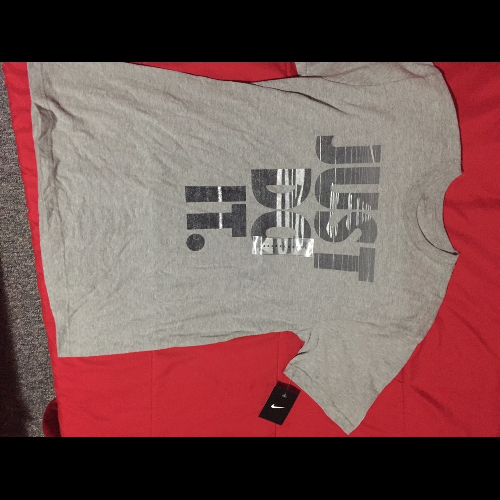Nike T-shirt