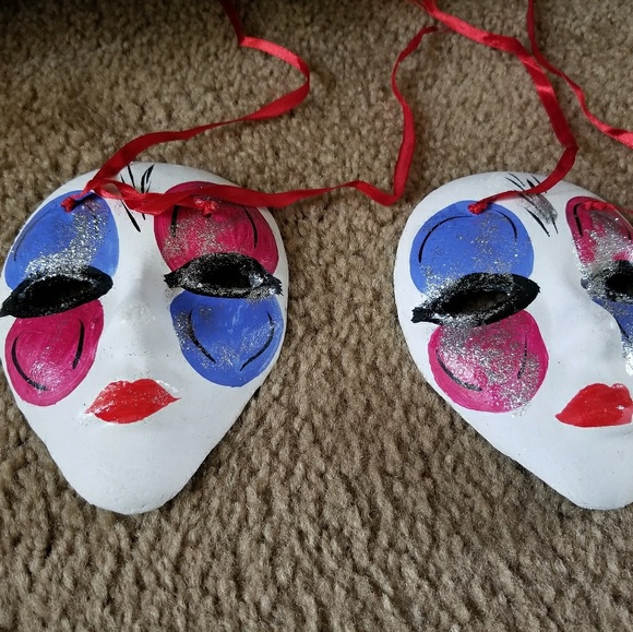 Ceramic faces - Picture 2 of 3