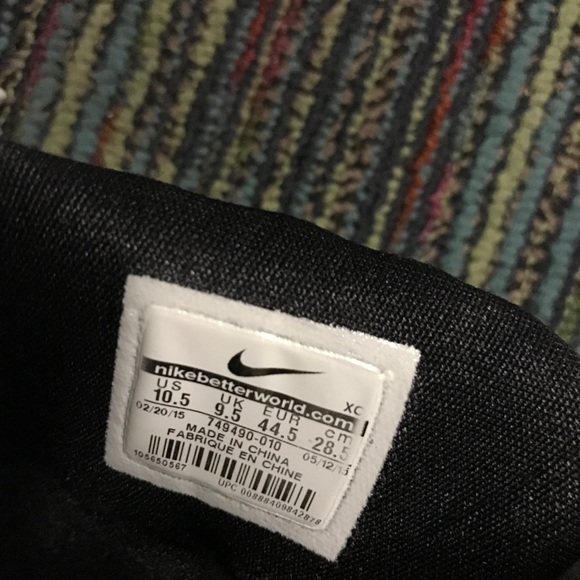 Lebron Soldier 9 Women's basketball shoes. - Picture 4 of 5