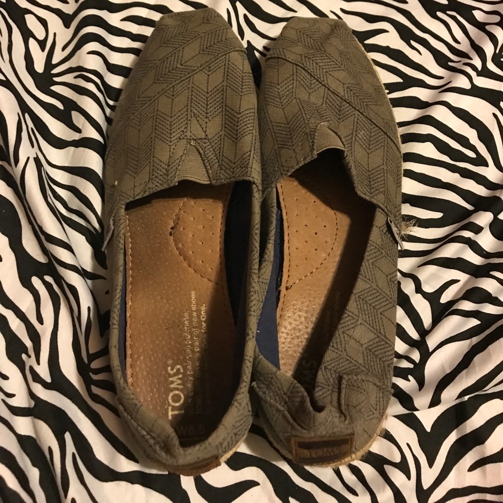 Size 8.5 toms