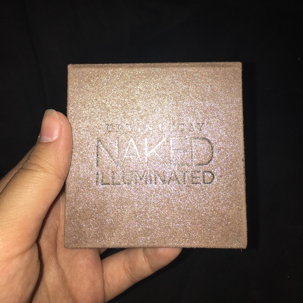 Urban Decay illuminated highlighter