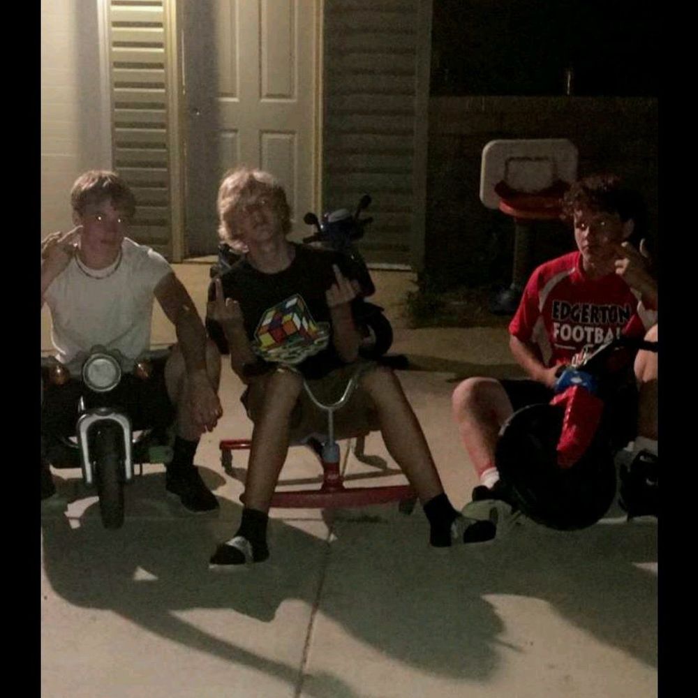 Meet your Posher, Hudson