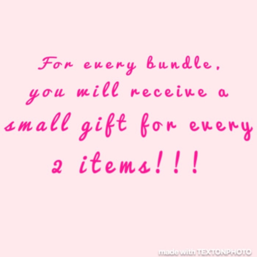 FREE SMALL GIFTS FOR EVERY 2 ITEMS IN A BUNDLE💕💄