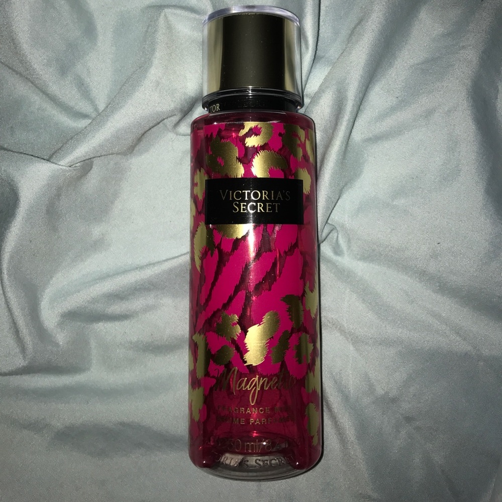 Victoria's Secret magnetic perfume BRAND NEW
