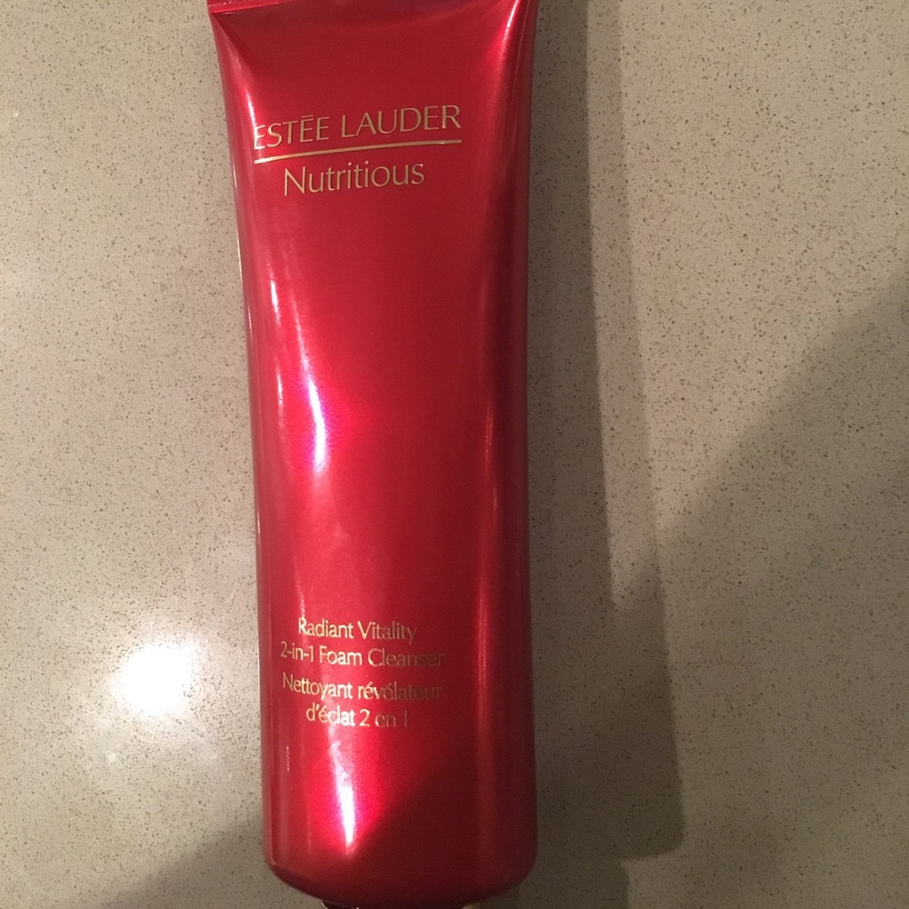 Estée Lauder radiant vitality 2-1 foam cleanser