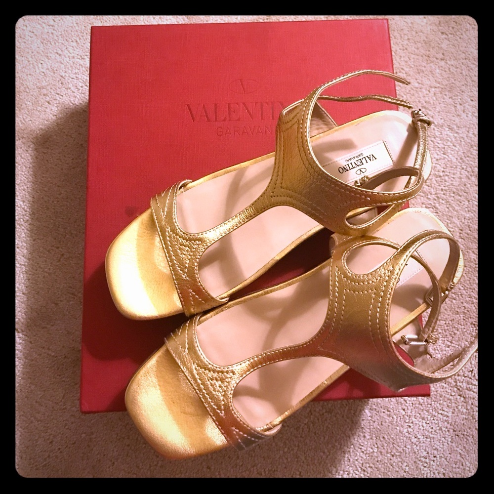 SOLD 100% authentic Valentino sandals size 37.5