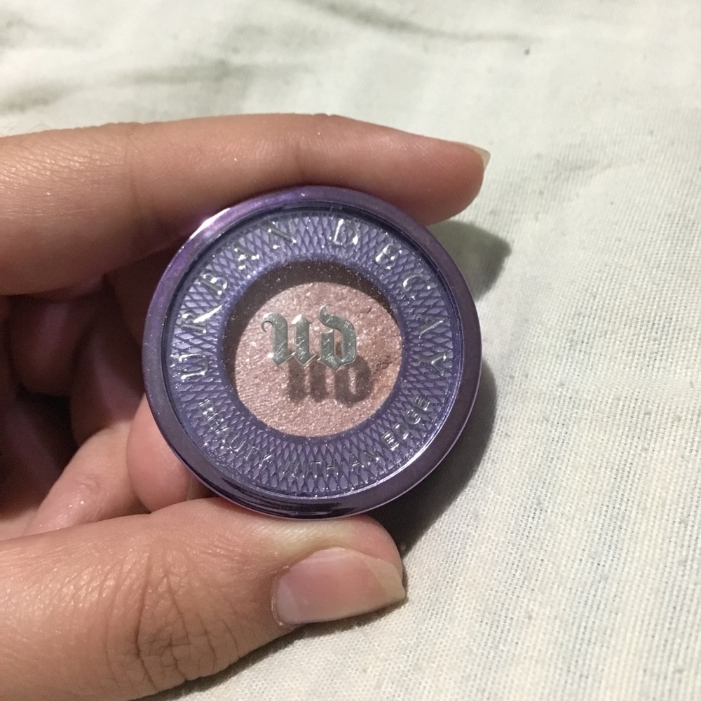 Urban decay single eyeshadow in midnight cowboy